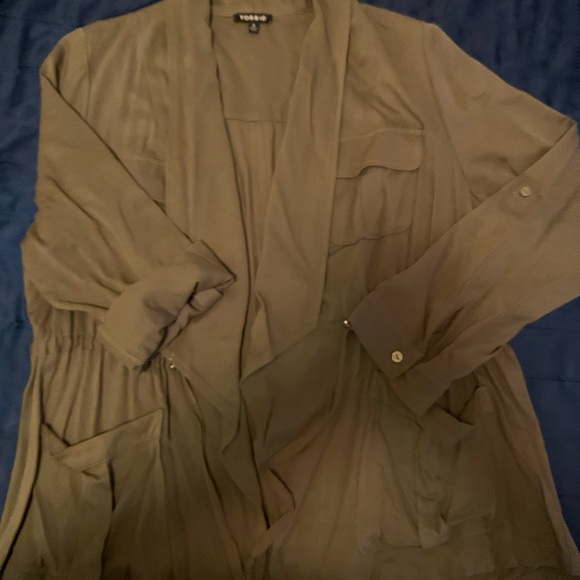 Torrid size 2 Olive green jacket with tie-waist. - Picture 2 of 3